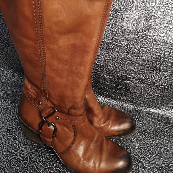 Clarks riding boot style size 8 - Distressed Tan - Picture 2 of 4